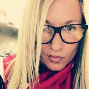 Meet your Posher, Jacquelynn